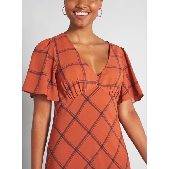 Modcloth Dresses & Skirts - ModCloth Orange Plaid Time To Flounce MIDI Dress